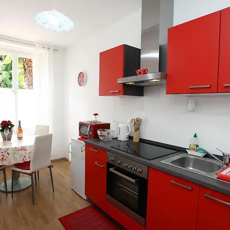 Daire Sm Boutique Center With Garden And Parking Portorož